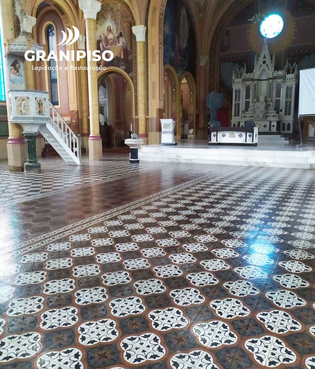 restauracao-pisos-igreja-matriz-granipiso-lapidacao-03