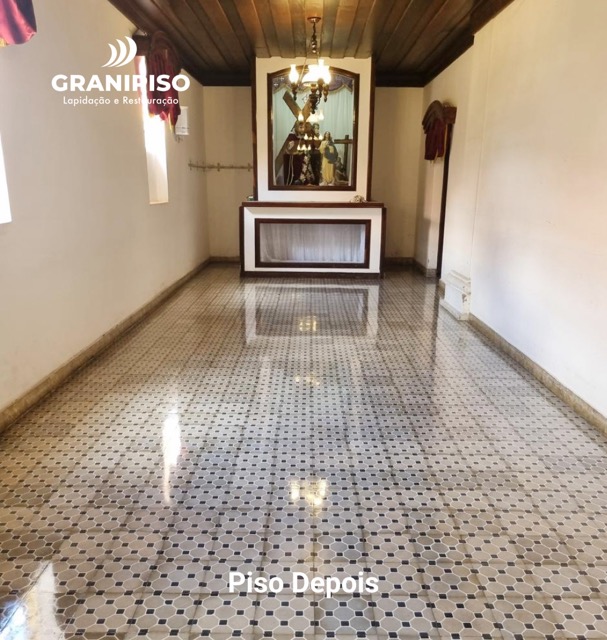 igreja-alfredo-vasconcelos-piso-depois-retrato-granipiso-restauracao-05 Média